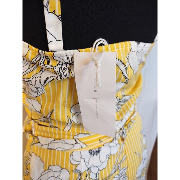 NWT 2-Piece Sleeveless Romper Set by LUSH Yellow White Black Florals Size Small - Picture 8 of 10